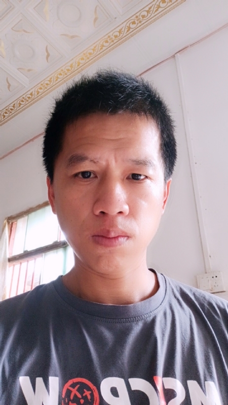 人都再努力的第一张照片--常德相亲服务中心