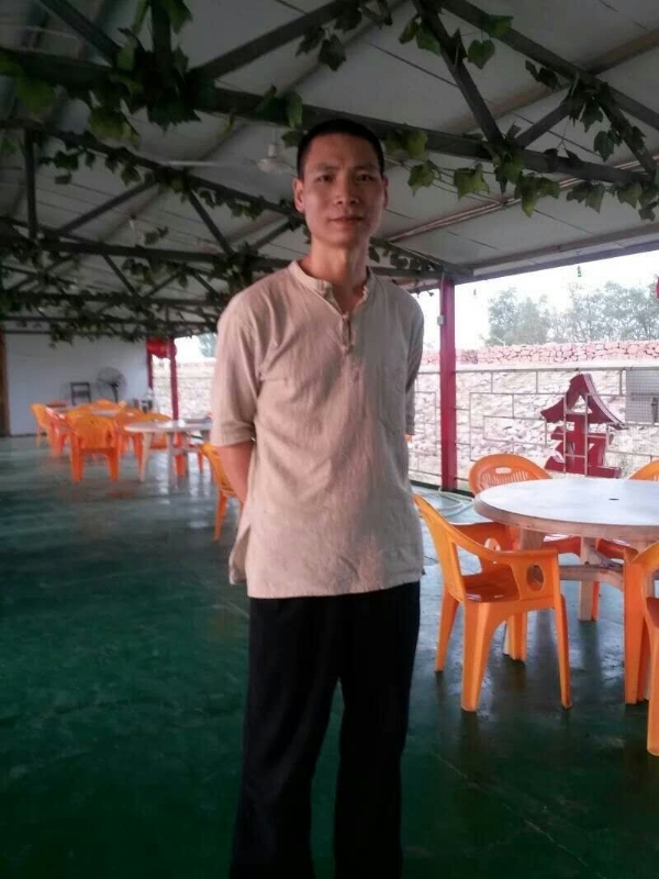 周哥的第三张照片--常德相亲服务中心