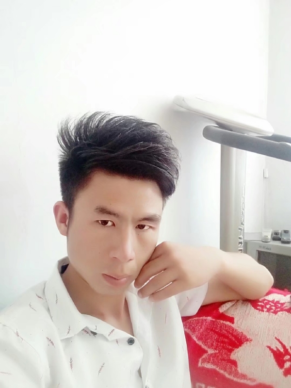 只得一人心的第二张照片--常德相亲服务中心