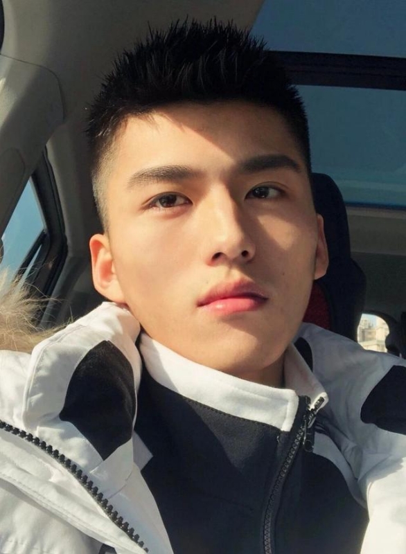飞翔的第一张照片--常德相亲服务中心