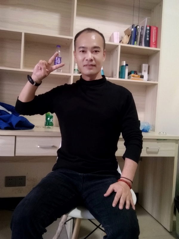 熊大与熊二的第一张照片--常德相亲服务中心