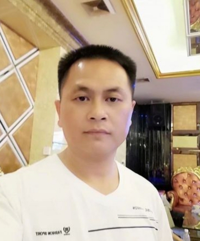 小梁的第二张照片--常德相亲服务中心