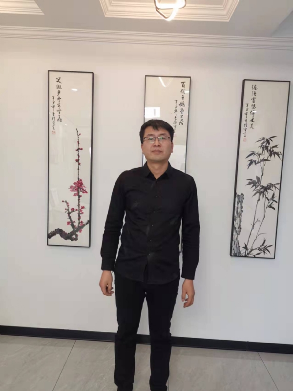 情义比天高的第一张照片--常德相亲服务中心