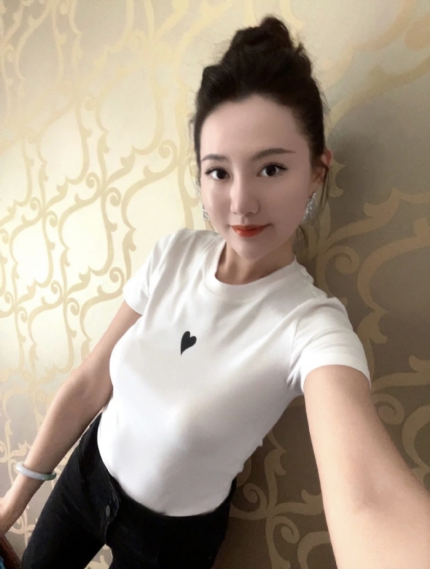 雨熙的第一张照片--常德相亲服务中心