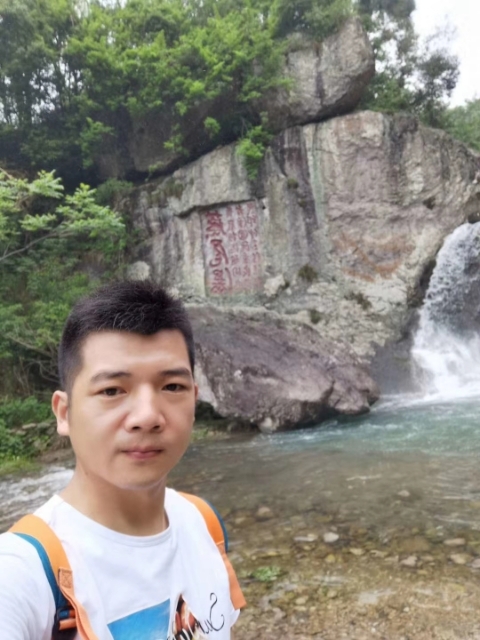 愿得一人心的第一张照片--常德相亲服务中心