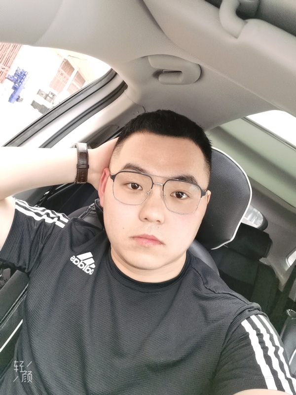 海阔天空的第一张照片--常德相亲服务中心