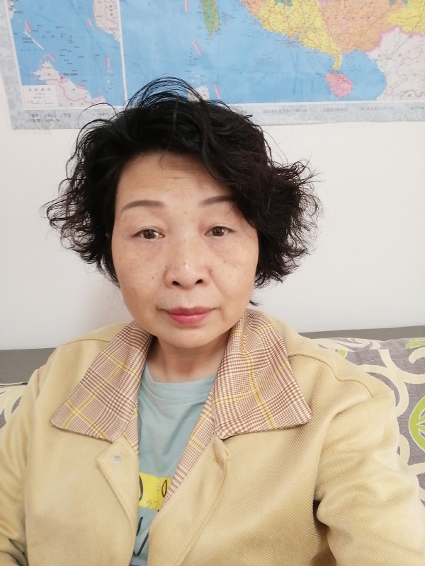 香水百合的第一张照片--常德相亲服务中心