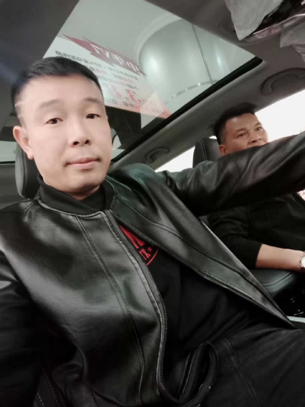 醉红尘的第一张照片--常德相亲服务中心