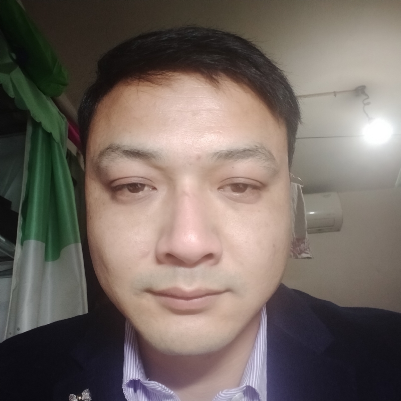 诸先生的第一张照片--常德相亲服务中心
