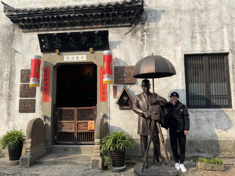 喝可乐的猫的第一张照片--常德相亲服务中心