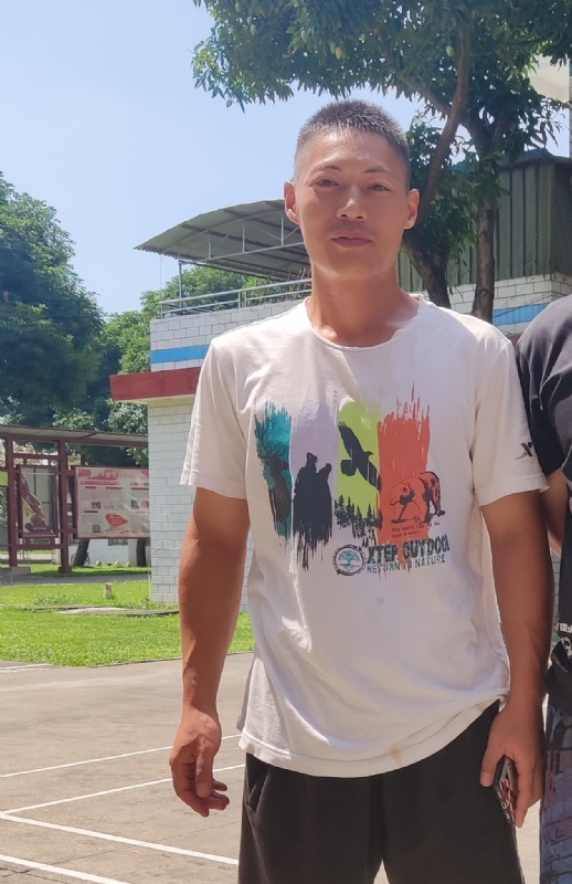 孤鹰的第一张照片--常德相亲服务中心