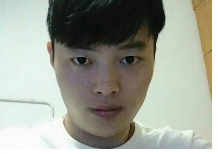 小张哥哥的第一张照片--常德相亲服务中心