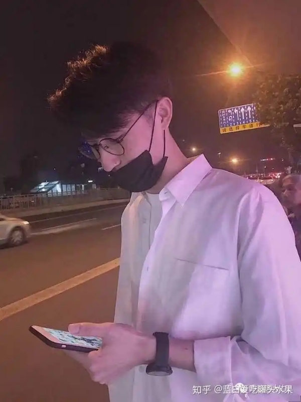 情圣的第一张照片--常德相亲服务中心