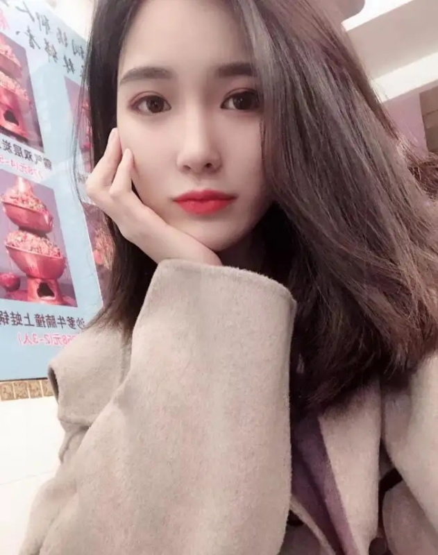 谢玲的第一张照片--常德相亲服务中心