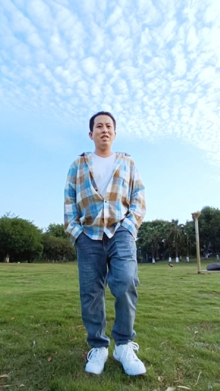 曹先生的第一张照片--常德相亲服务中心