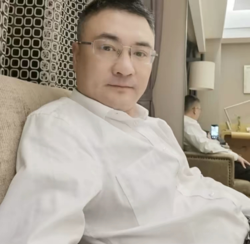 追逐的第二张照片--常德相亲服务中心