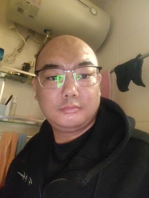 小胖子的第一张照片--常德相亲服务中心