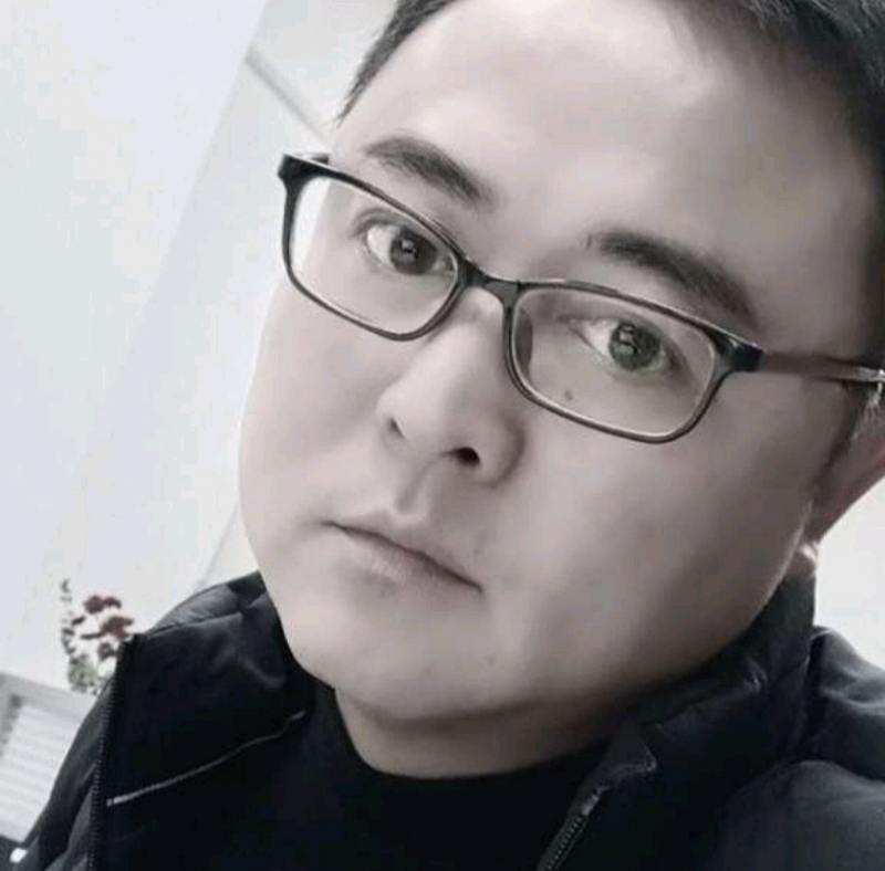 小石头的第一张照片--常德相亲服务中心