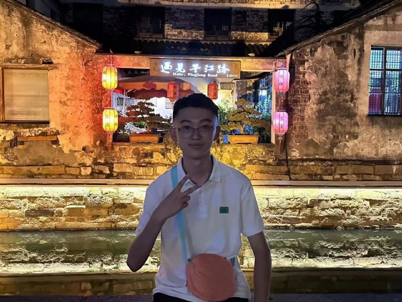 李四的第一张照片--常德相亲服务中心