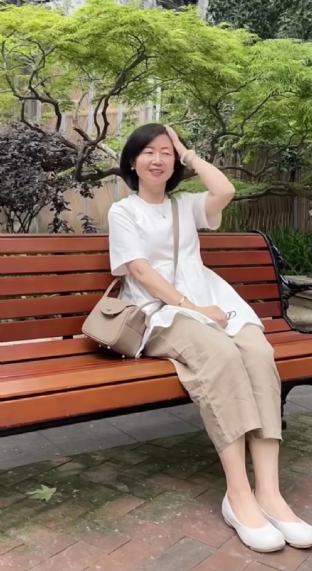 千年老母猪的第四张照片--常德相亲服务中心