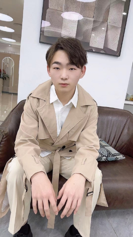 啊哲的第二张照片--常德相亲服务中心