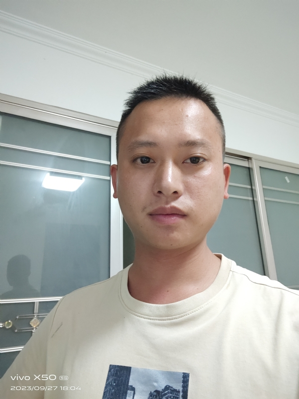 小yan同学的第一张照片--常德相亲服务中心