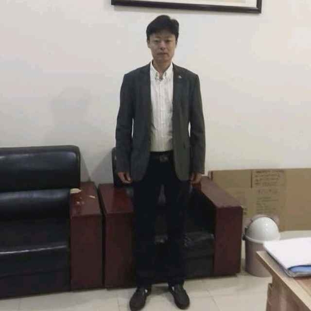 蓝天白云的第一张照片--常德相亲服务中心