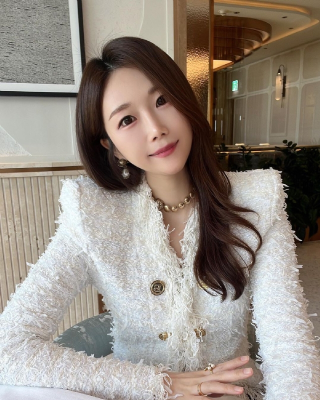 惠然的第一张照片--常德相亲服务中心