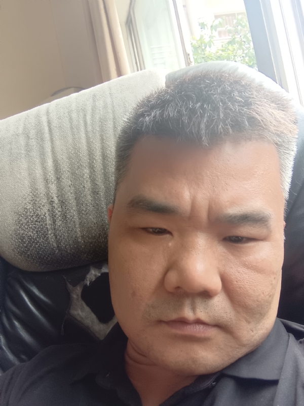 路人的第一张照片--常德相亲服务中心