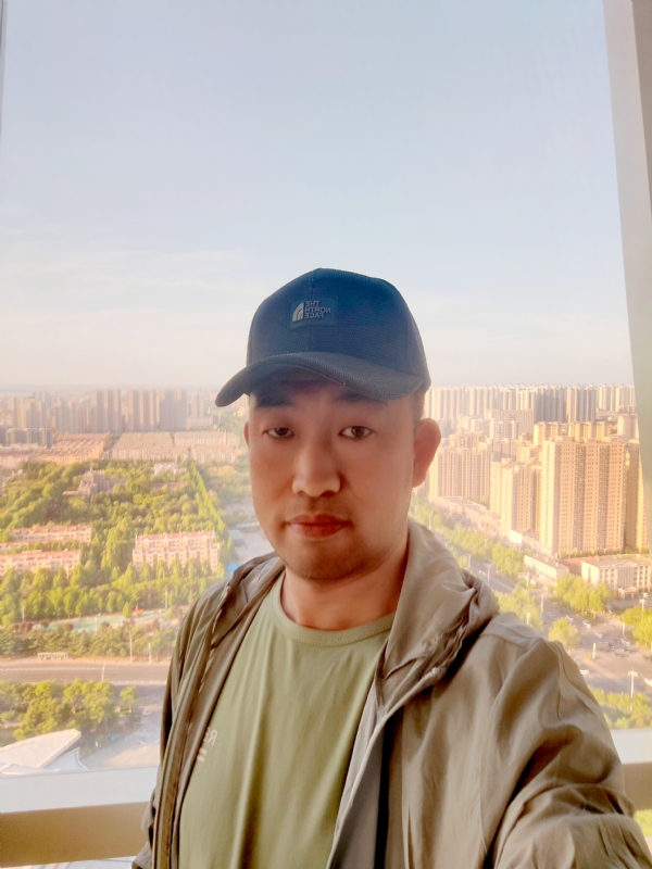 勇攀高峰的第一张照片--常德相亲服务中心