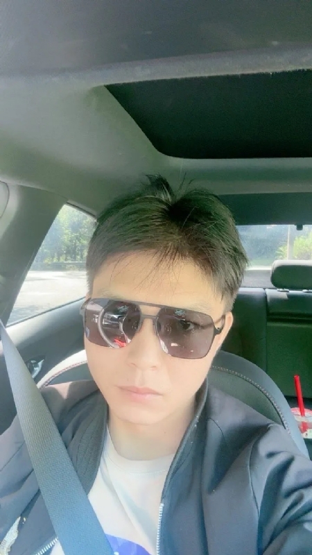 怀念的第一张照片--常德相亲服务中心