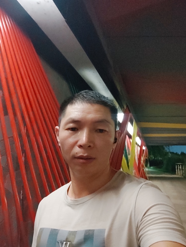 夜猫的第一张照片--常德相亲服务中心