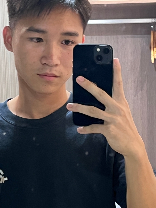 画家的第二张照片--常德相亲服务中心