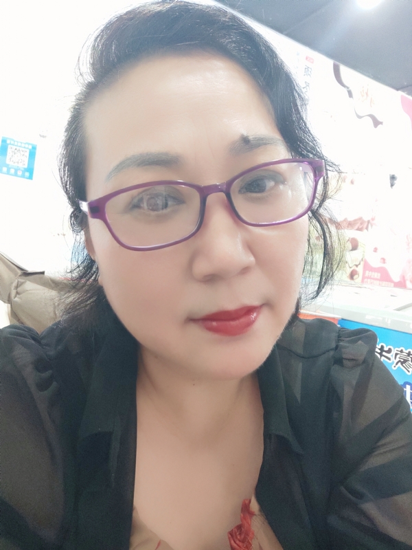 娜财娜福的第一张照片--常德相亲服务中心