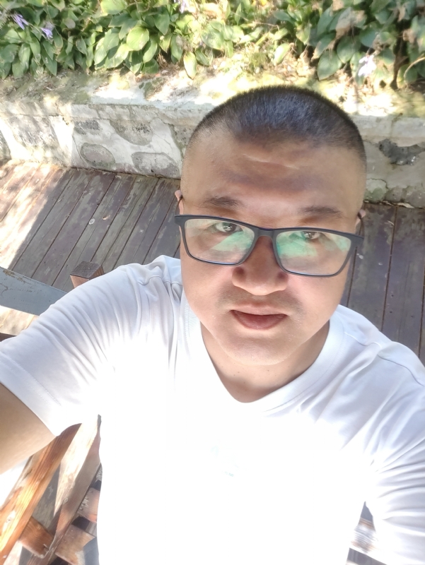羊十八的第一张照片--常德相亲服务中心
