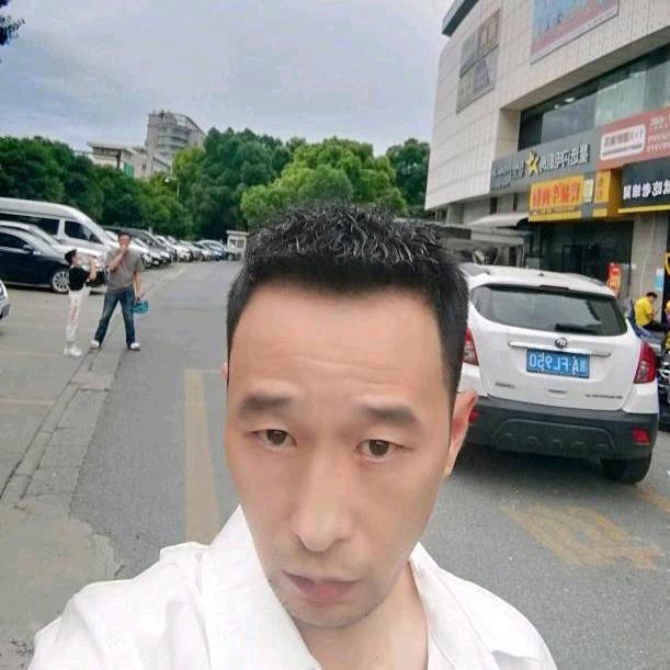 小林的第一张照片--常德相亲服务中心