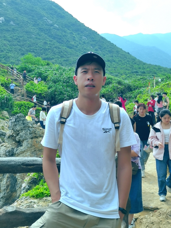 吴生的第二张照片--常德相亲服务中心