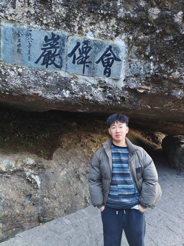 帅邓拖网速的第二张照片--常德相亲服务中心
