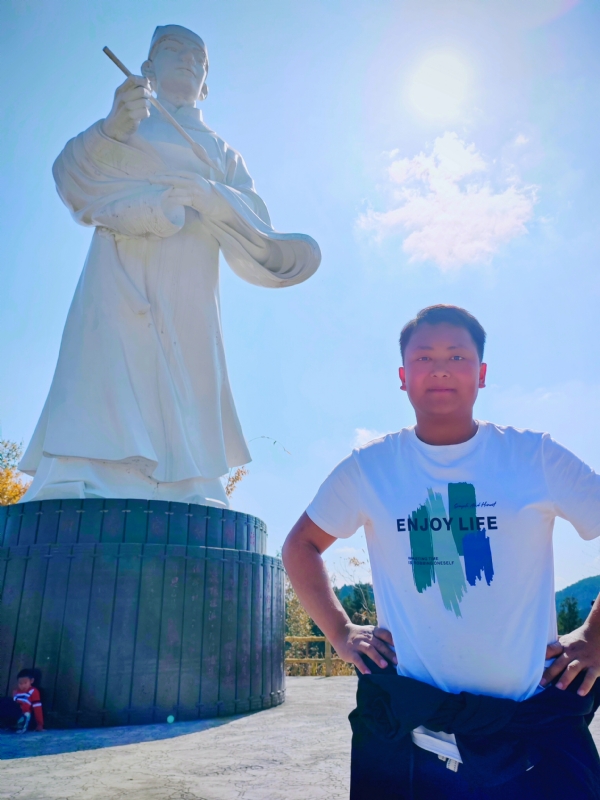 伏王虎的第一张照片--常德相亲服务中心