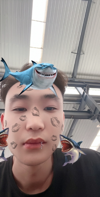 孤独的人的第一张照片--常德相亲服务中心