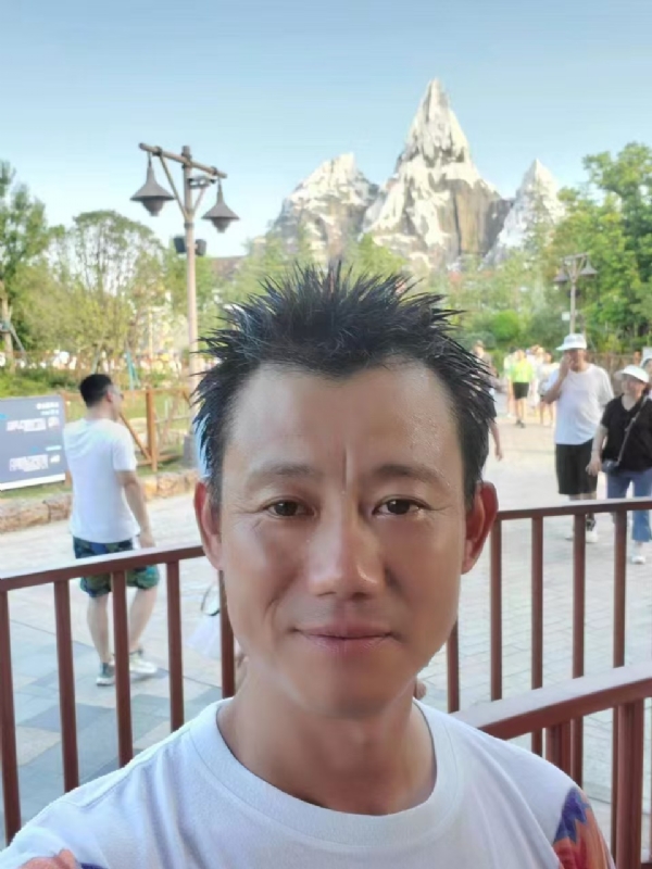 艾氏涂料博的第一张照片--常德相亲服务中心