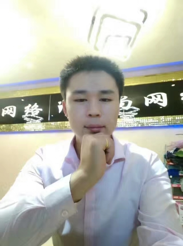 沉默寡言的第一张照片--常德相亲服务中心