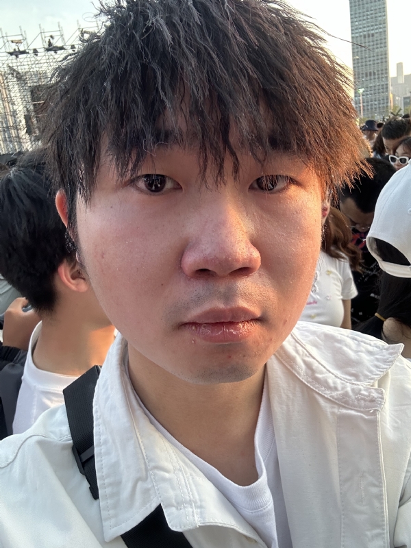 会修电脑的小杨的第一张照片--常德相亲服务中心