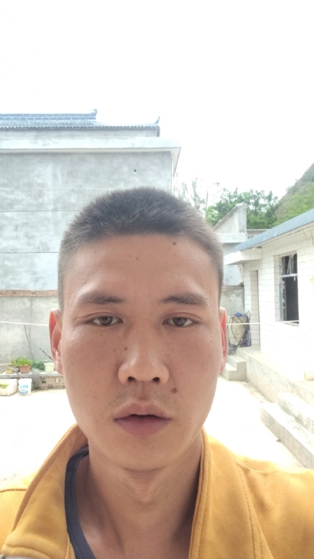简单点的第一张照片--常德相亲服务中心
