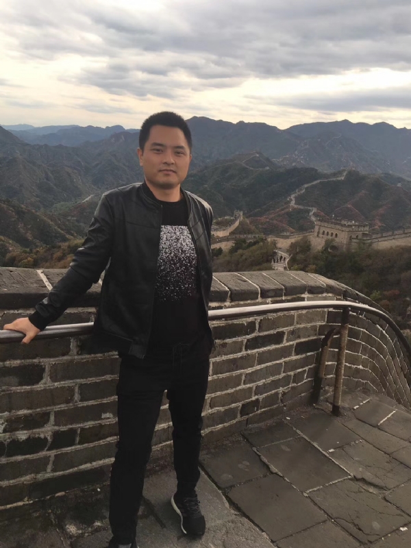 海阔天空的第一张照片--常德相亲服务中心