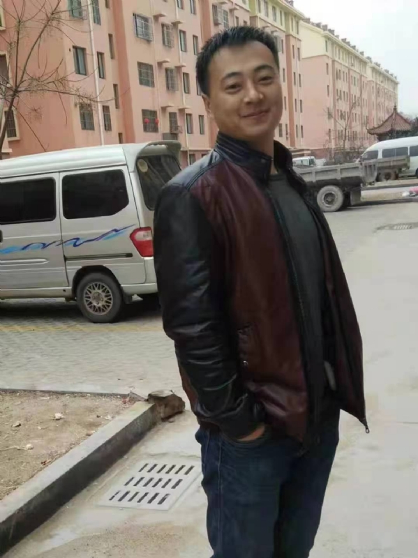 云淡风轻的第一张照片--常德相亲服务中心