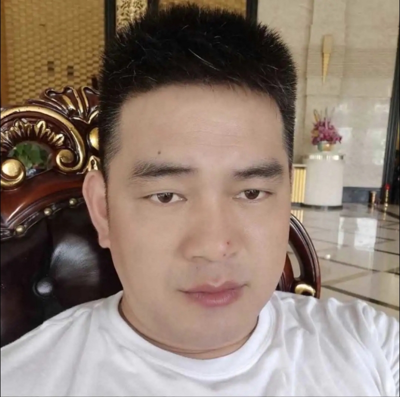 随风的第一张照片--常德相亲服务中心