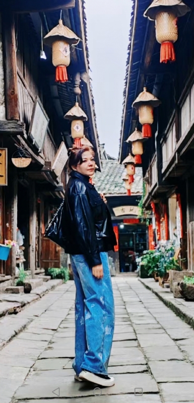 宛霞的第五张照片--常德相亲服务中心