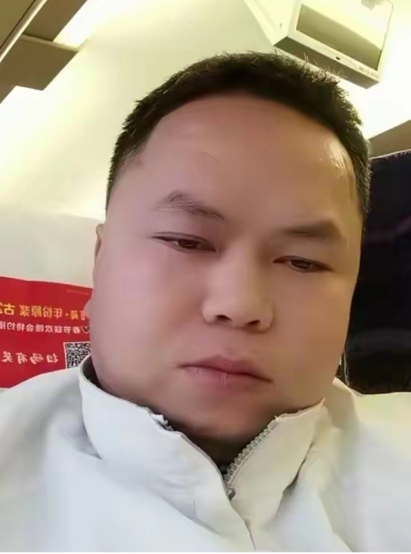 邂逅另一半的第一张照片--常德相亲服务中心