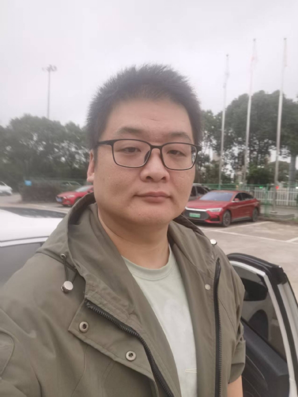 Russell的第一张照片--常德相亲服务中心